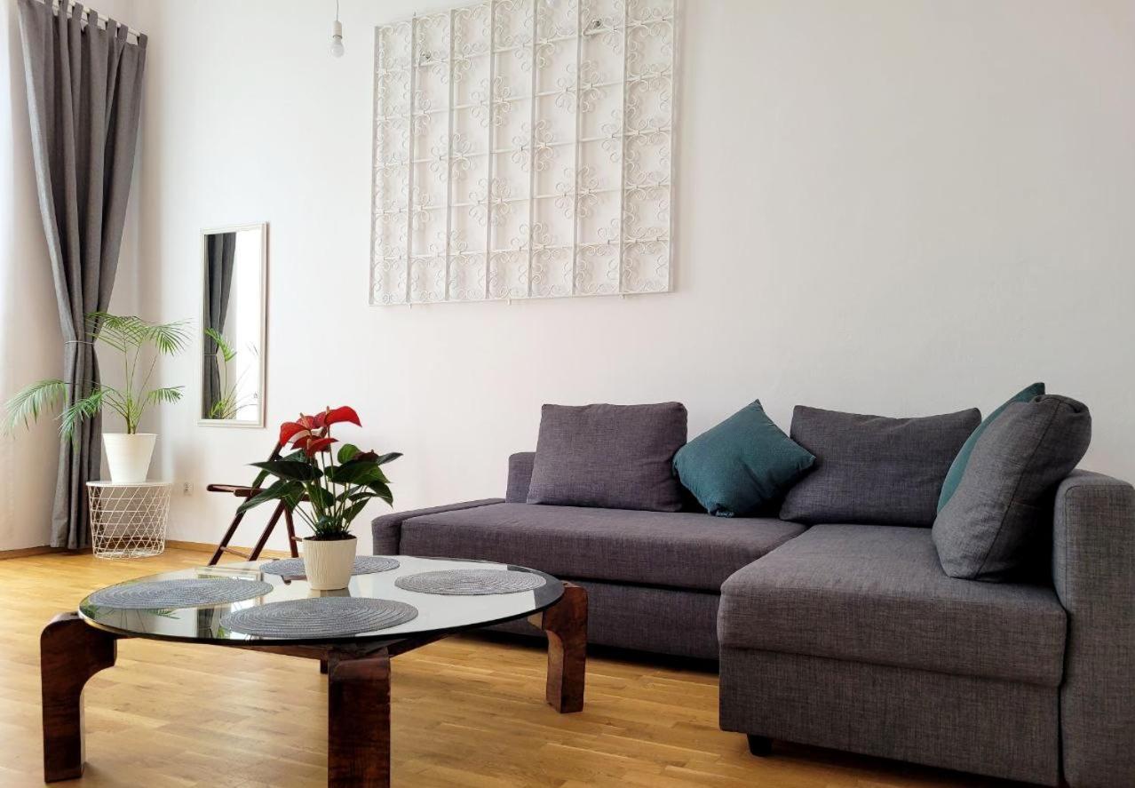 Przytulne Apartamenty W Centrum Warszawy Lok 2 Varsovia Exterior foto