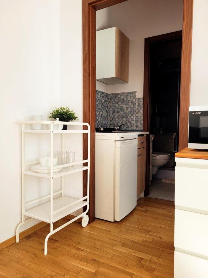 Przytulne Apartamenty W Centrum Warszawy Lok 2 Varsovia Exterior foto